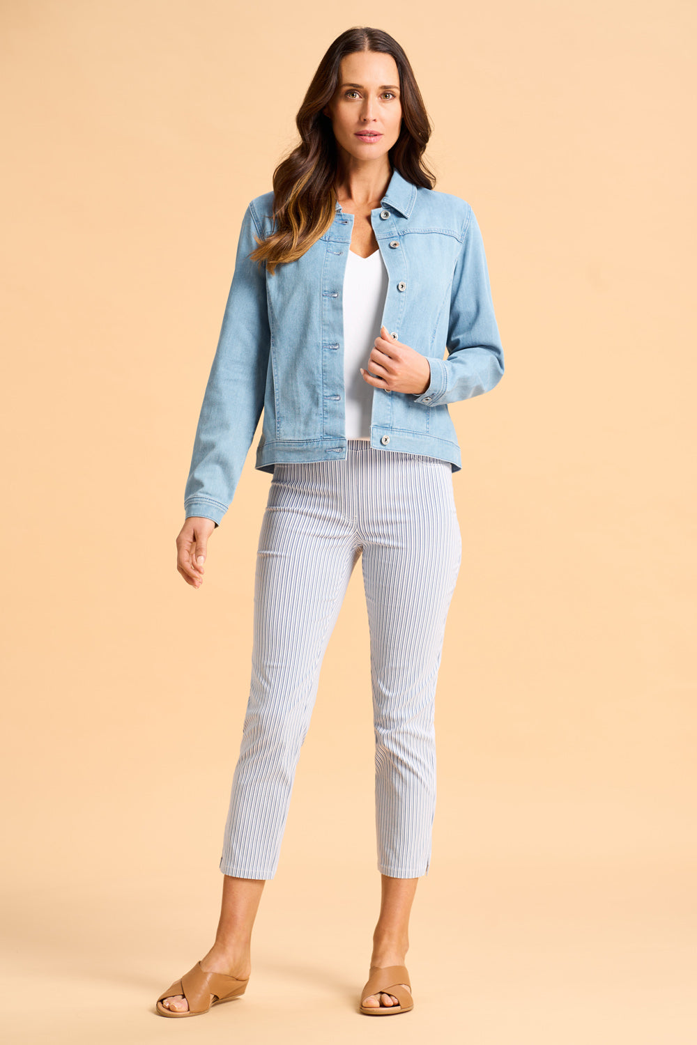 Buy online Light Blue Denim Summer Jacket from western wear for Women by  Buynewtrend for ₹399 at 73% off | 2024 Limeroad.com